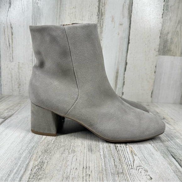 New Blondo Etana Waterproof Block Heel Round Toe Suede Bootie in Gray #323 - Picture 6 of 12
